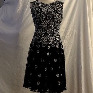 Danny and Nicole, sz.12, blk/WHT. Dress w 20' zipper in the back...
